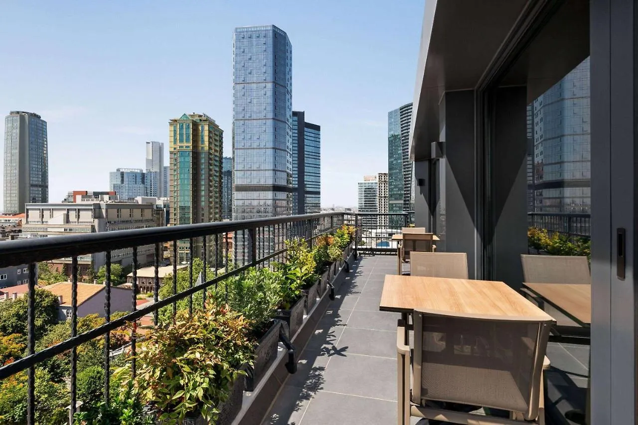 Hotel Ramada Encore By Wyndham Istanbul Sisli