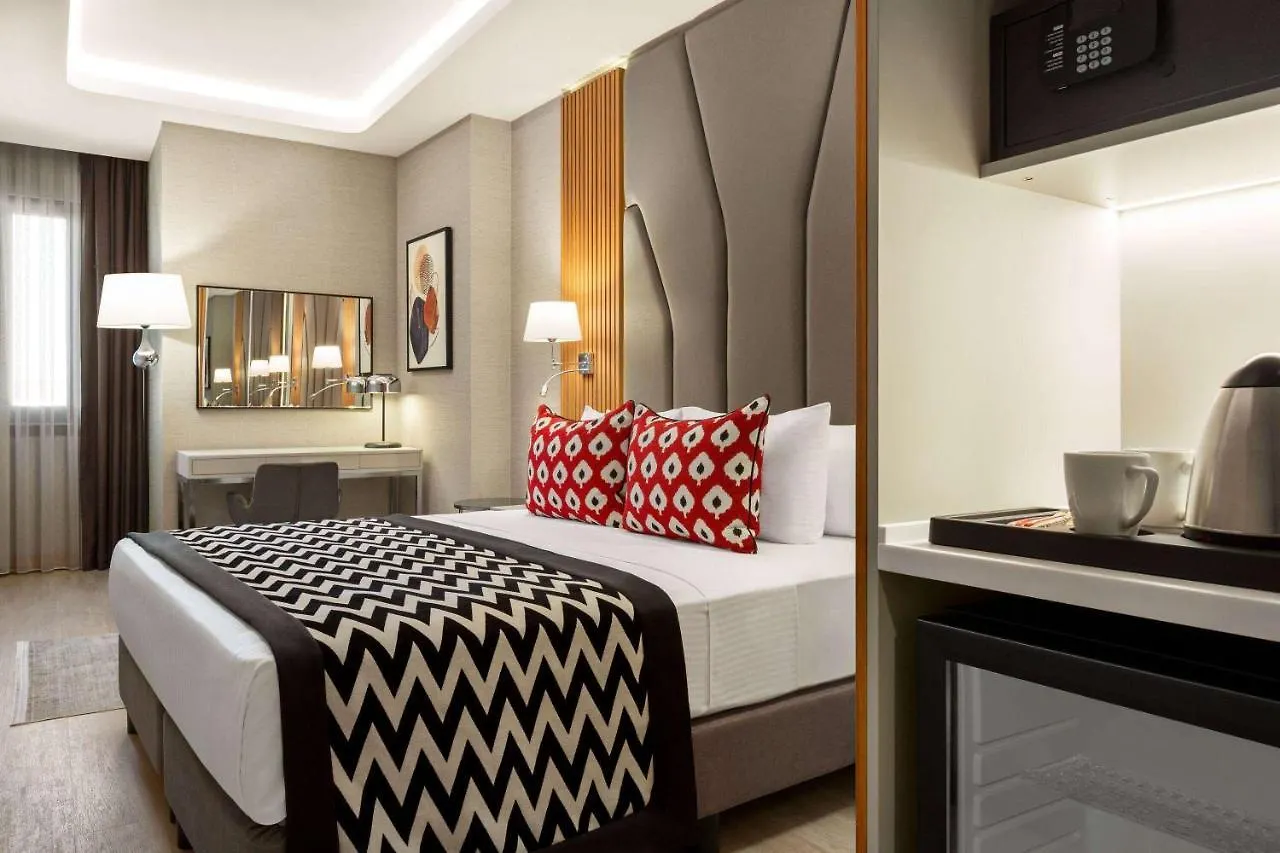 Ramada Encore By Wyndham Istanbul Sisli 4*,