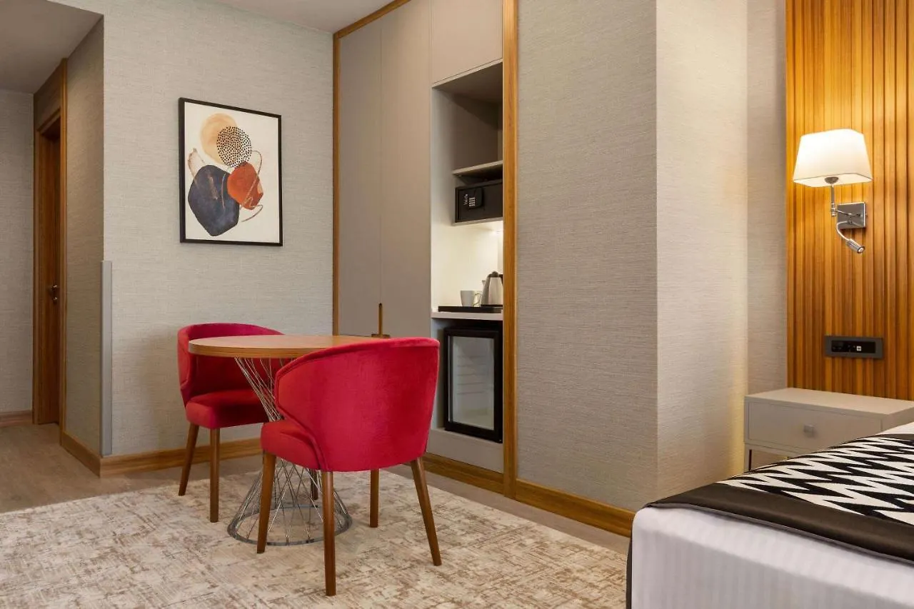 Hotel Ramada Encore By Wyndham Istanbul Sisli