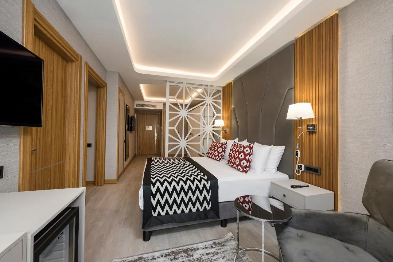Ramada Encore By Wyndham Istanbul Sisli Hotel